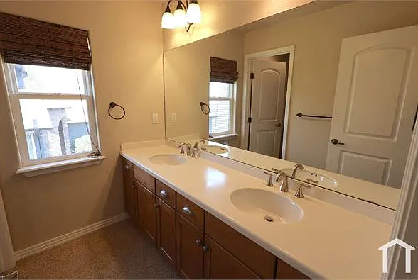 8742 Stony Creek Dr — Photo 24
