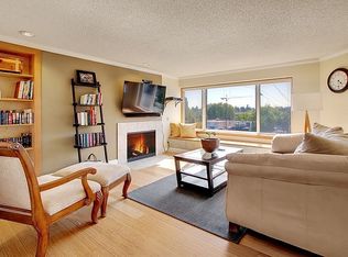 8534 Phinney Ave N APT 101, Seattle, WA 98103
