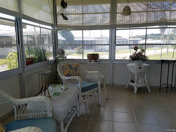Florida room from door