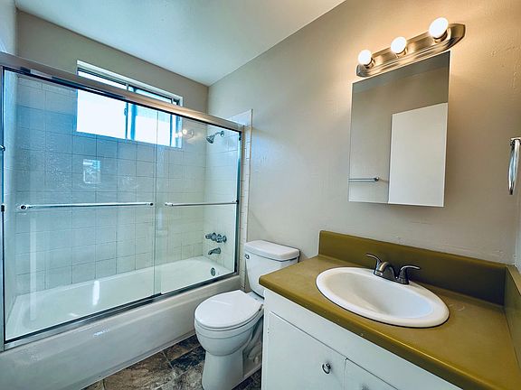 5th image of 1812 Foothill Blvd #5
