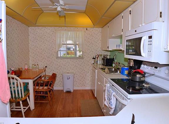 5th image of 1454 Palm Woode Dr