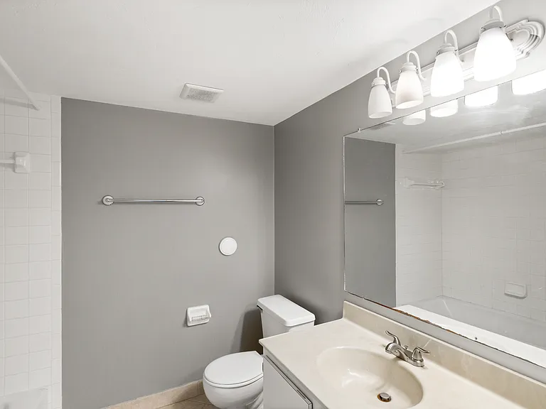 2360 Naples Trace Cir #2 — Photo 19