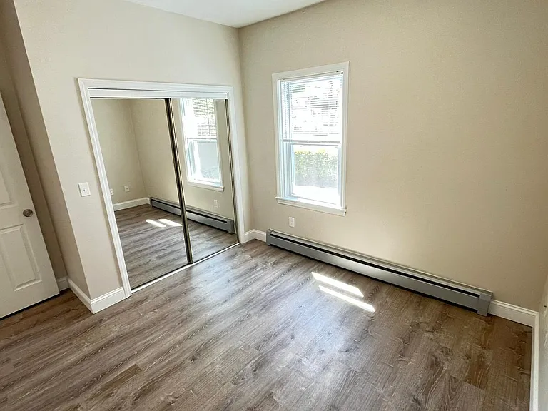 20 Harris St #1 — Photo 2