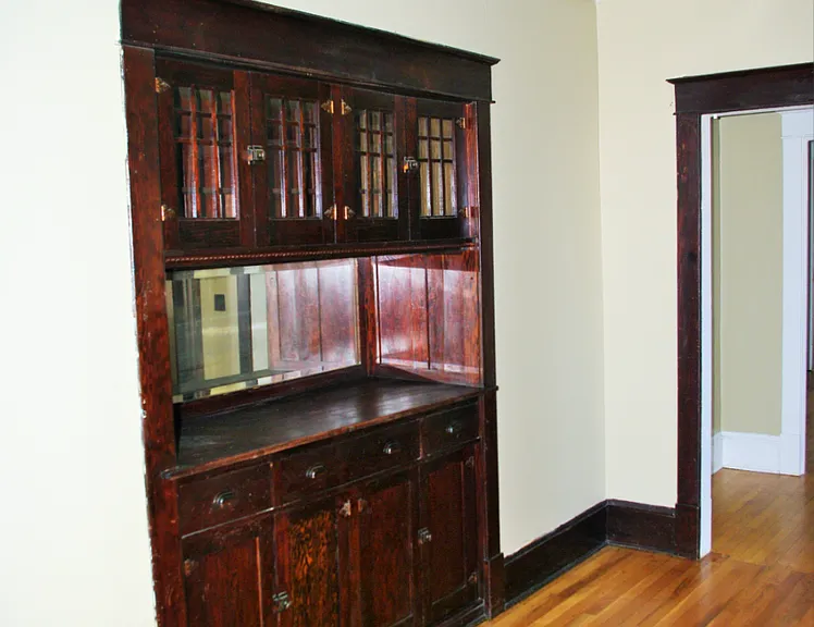 1372 Selby Avenue — Photo 3