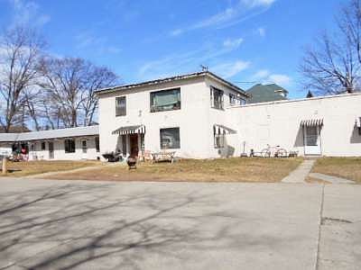 5th image of 1608 Lake Shore Dr