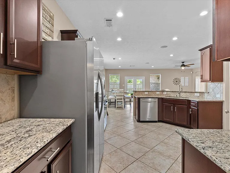 2875 Torano Cir — Photo 9