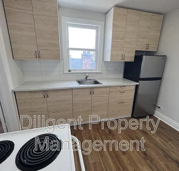 642 Bolivar St #UPPER EAST — Photo 11