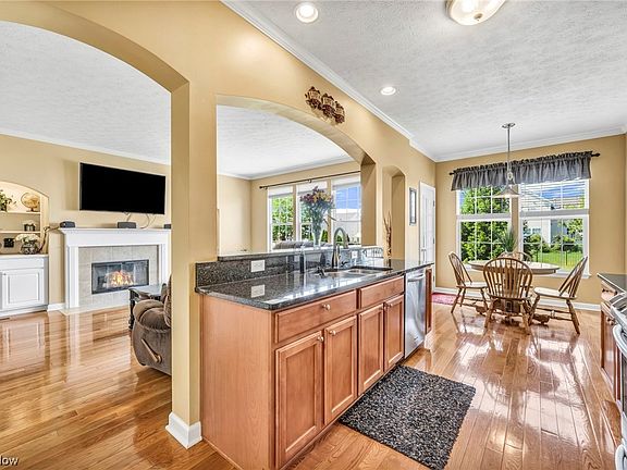 4th image of 37066 Chaddwyck Ln