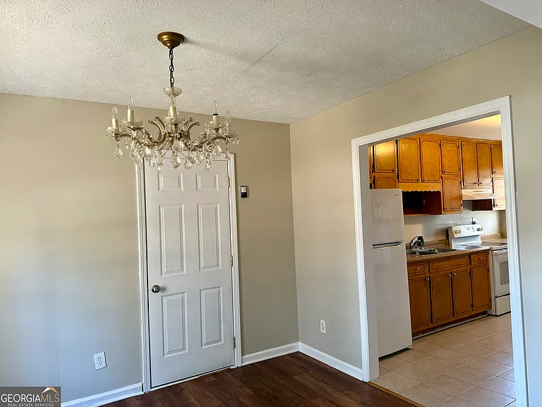 2913 Horse Shoe Dr — Photo 8