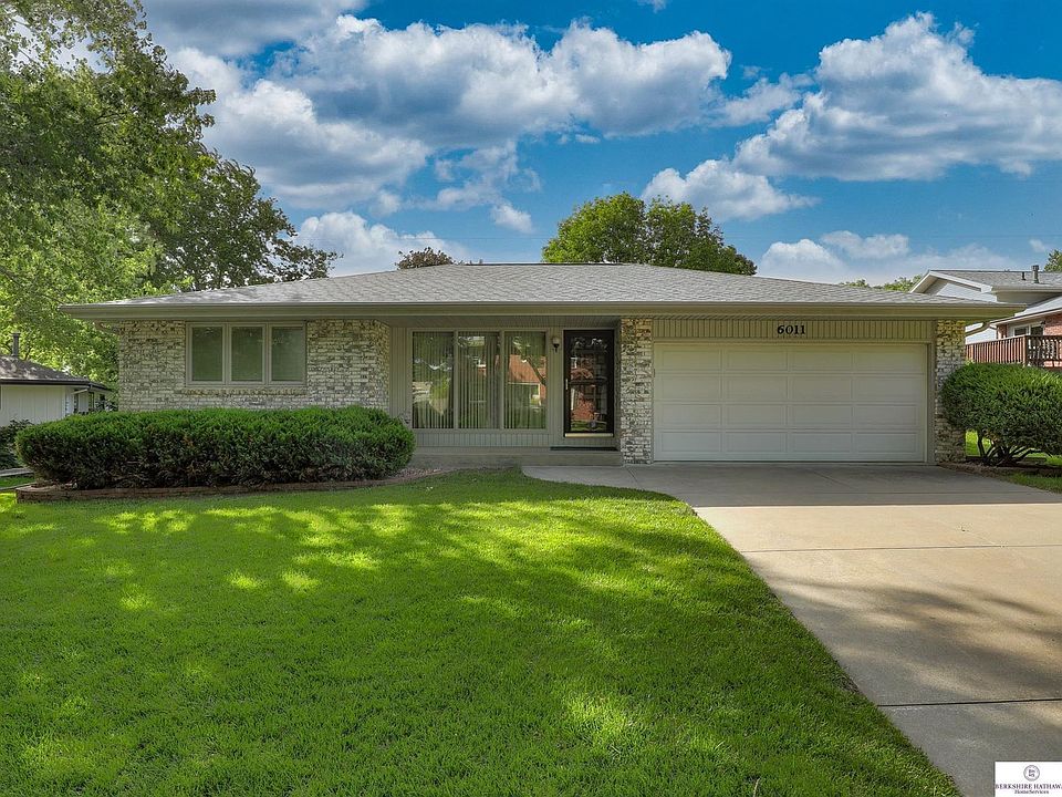 1st image of 6011 Elkcrest Dr