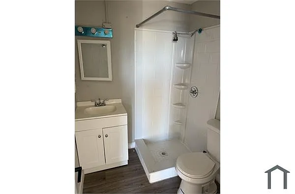 Building Photo - 656 SW Avenue C Pl #10