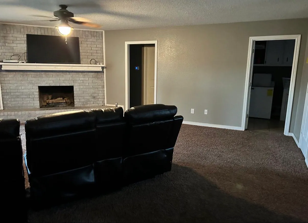 64th St, Lubbock — Photo 2