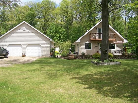1st image of 300 Englewood Dr