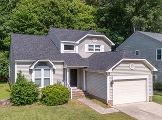 417 Broad Bend Cir, Chesapeake, VA 23320