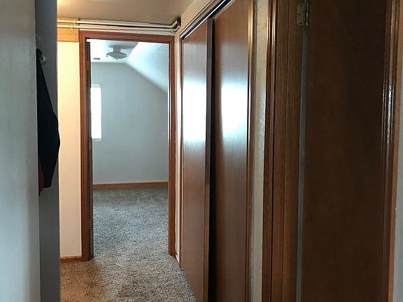 5th image of 503 S 5th St E APT B