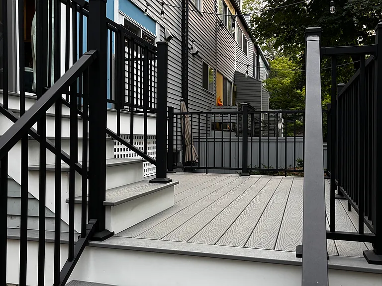 1 Irving Ter — Photo 19