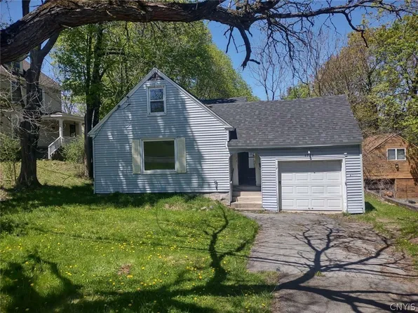 4771 W Seneca Tpke, Syracuse, NY 13215