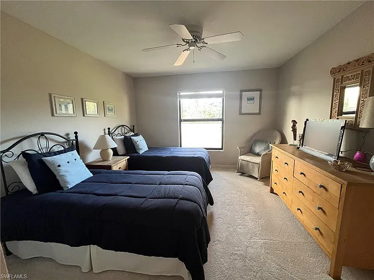 513 Lake Louise Cir #202 — Photo 12