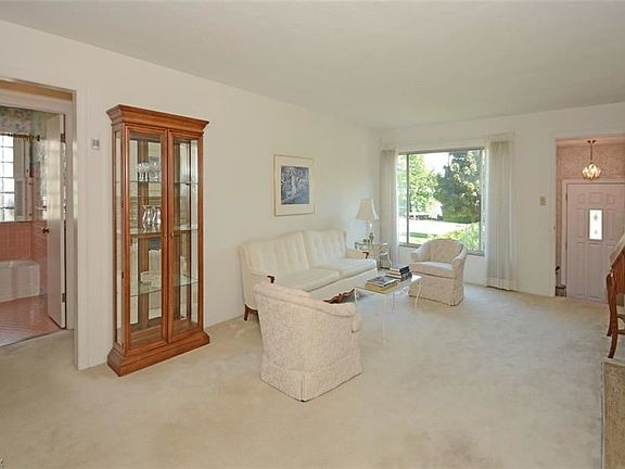 2nd image of 19355 Beach Cliff Blvd