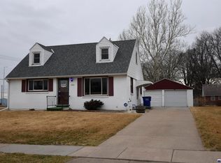 4211 Dunn Ave, Lincoln, NE 68502