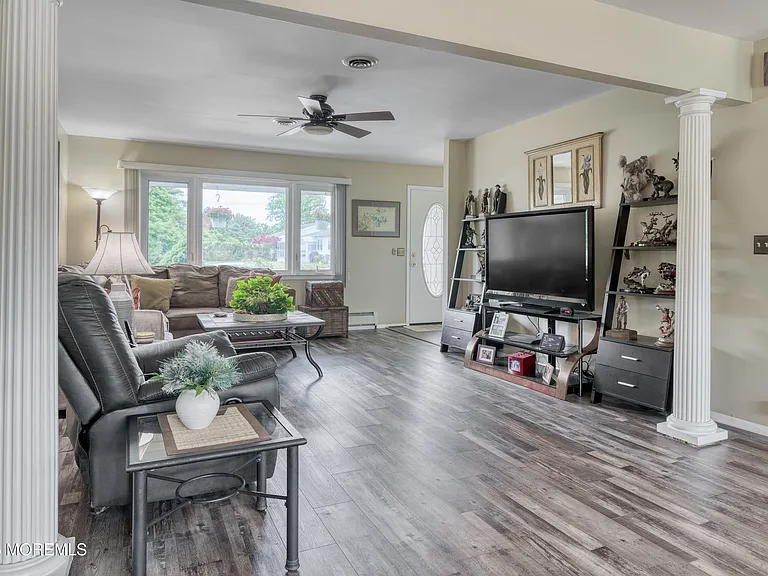 251 Westbrook Dr — Photo 7