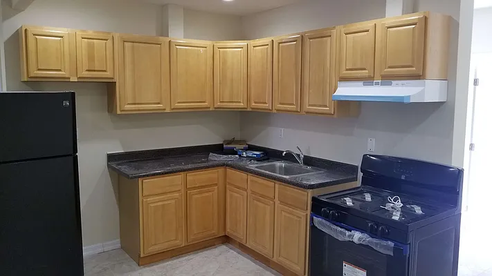 Rented by Adar I Properties Corp | media 7