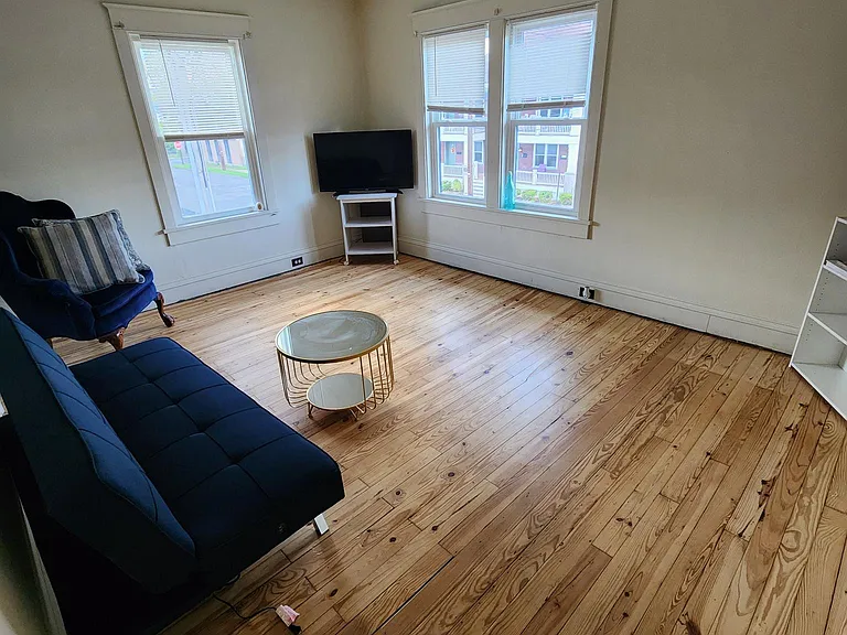 242 E Church St #1 — Photo 6