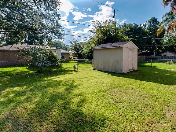 4th image of 309 Linda St