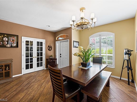 4th image of 7683 Cameron Cir