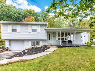 508 Gladiola Dr, Clarks Summit, PA 18411