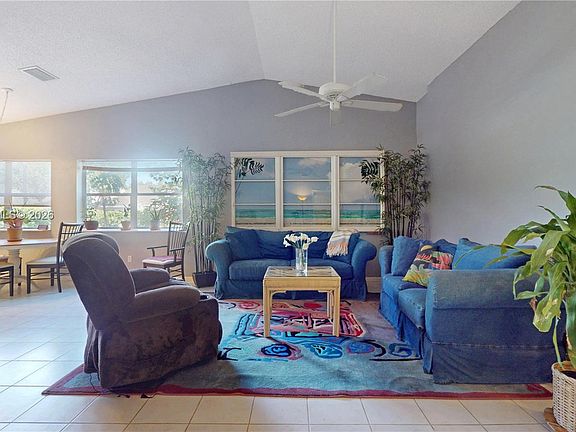 3rd image of 2255 SE 6th Pl
