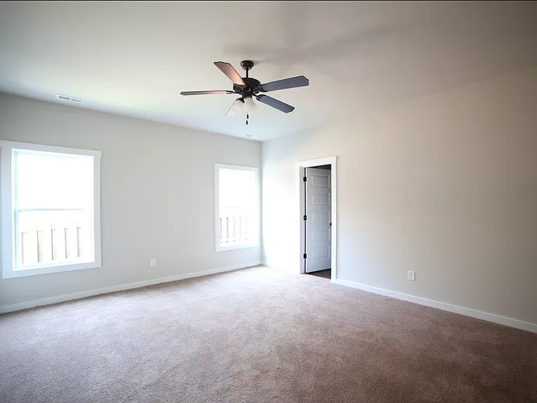 6410 Midtowne Ln NW — Photo 26