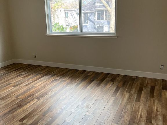 4th image of 2630 G St #3