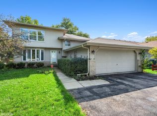 25W031 Geneva Rd, Wheaton, IL 60187
