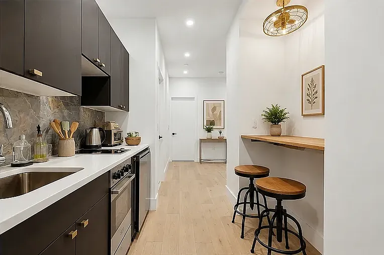727 Knickerbocker Ave #3E — Photo 2