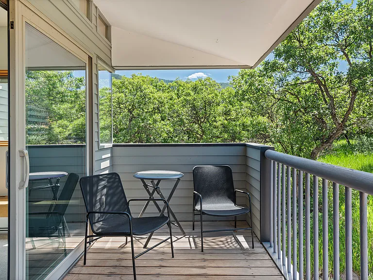 623 Johnson Dr — Photo 39