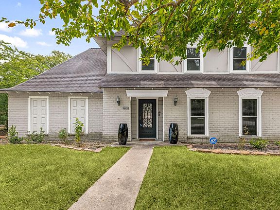 5th image of 27202 Wells Ln