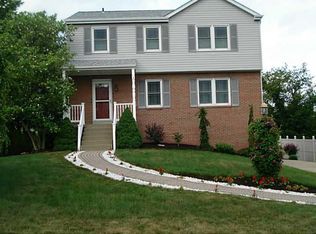 132 Rizzi Dr, Irwin, PA 15642