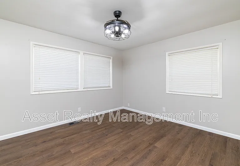 4821 Gettysburg Rd — Photo 19