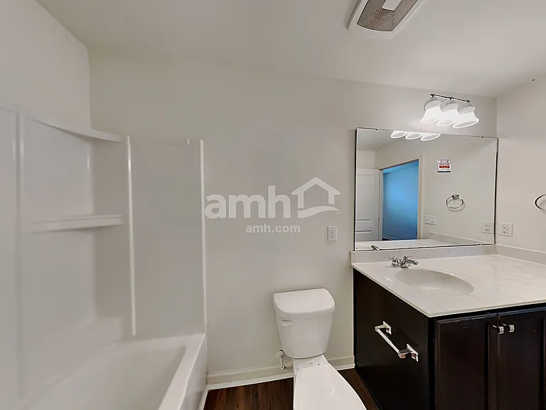 255 Plymouth Dr — Photo 13