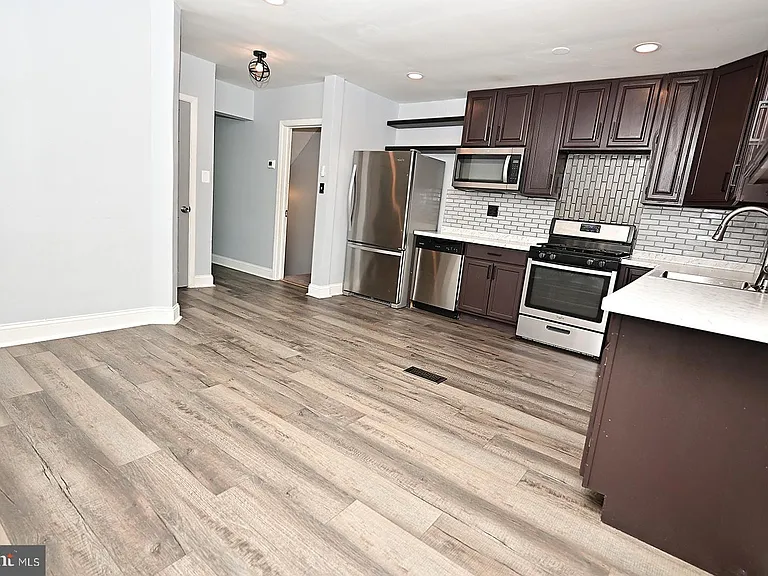 4718 Blue Ridge Ave — Photo 8