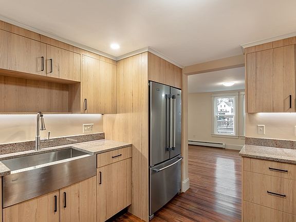 5th image of 12 1/2 Hampden St #1