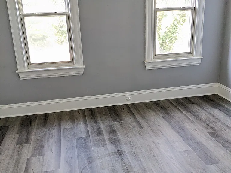 4213 Old Frederick Rd — Photo 2