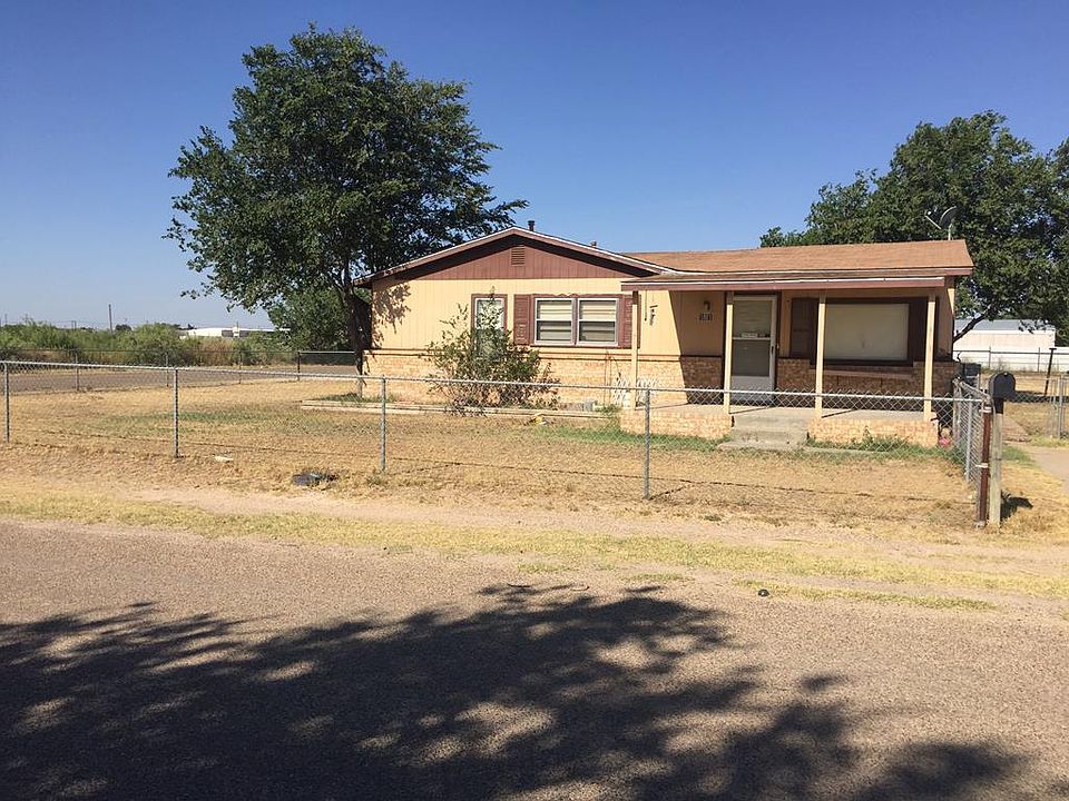 1st image of 1801 N Roadrunner Ave