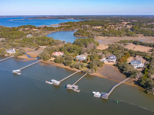 1147 Pilot Boy Lndg, Wadmalaw Island, SC 29487