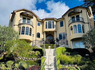 6024 Mazuela Dr, Oakland, CA 94611