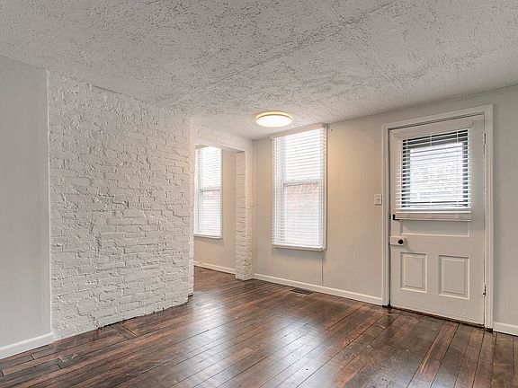 4th image of 511 Sanford St APT 517-1