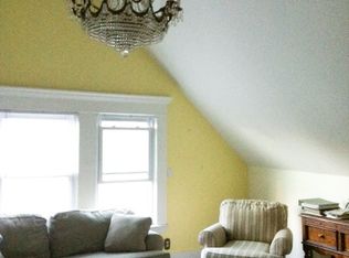 27 Crescent St, Shelton, CT 06484