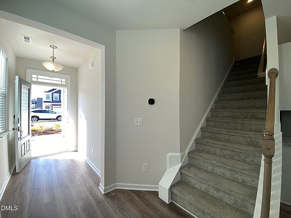 2nd image of 760 Creekway Dr