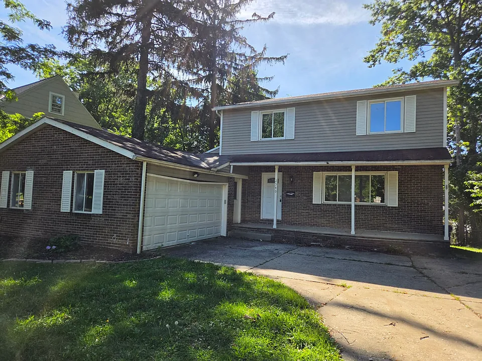 2540 Charney Rd